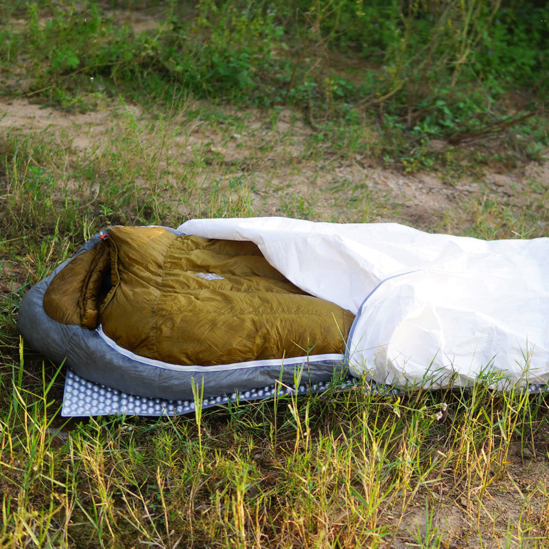 Camping sleeping bag